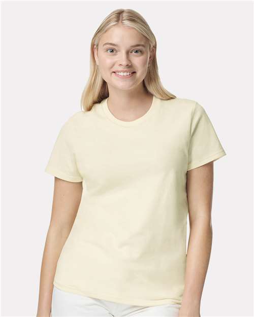 gildan-5000l-off-white
