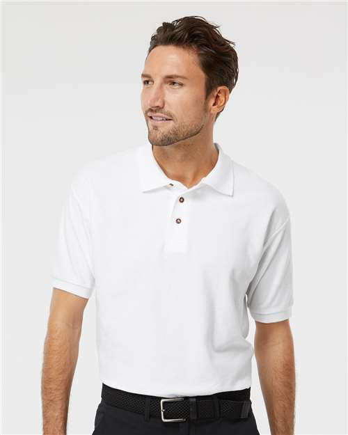 m_o-7002-white