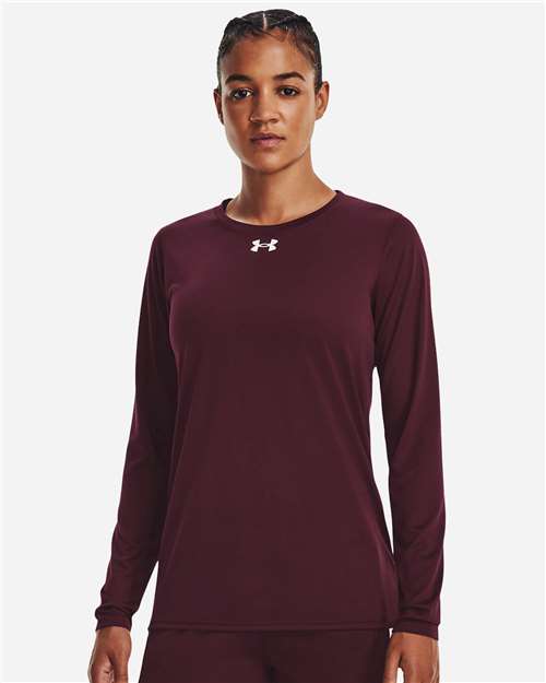 under_armour-1376852-maroon-white