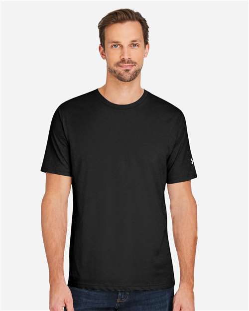 under_armour-1383264-black-white